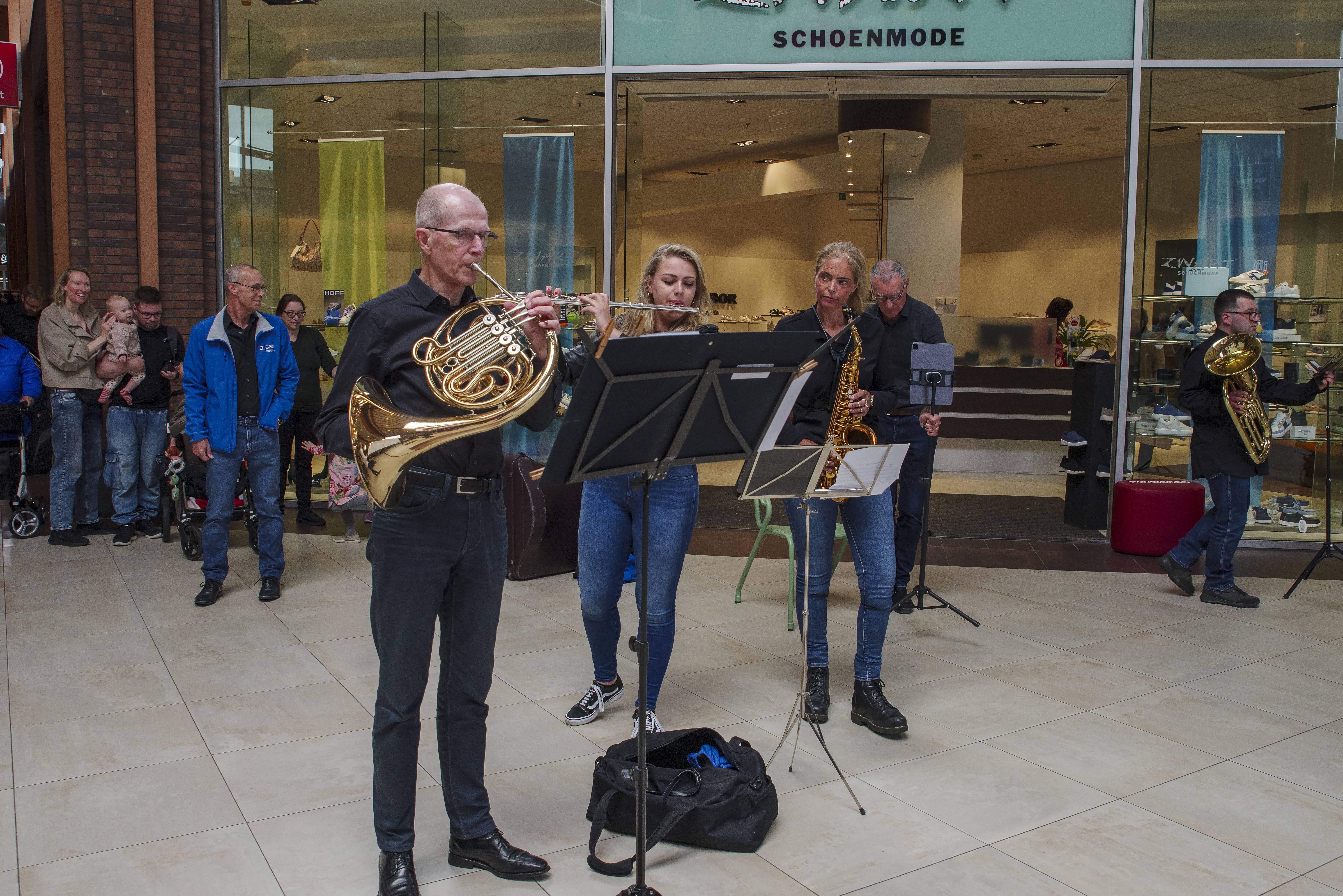 Flashmob Hoofddorp 2024 — foto 5