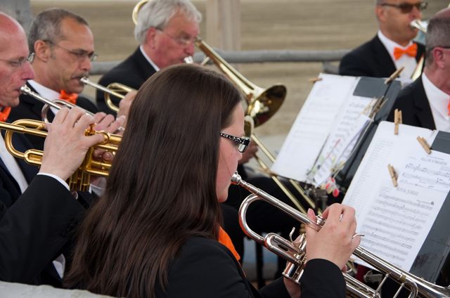 Opening Muziekkoepel Nieuw Vennep 26 April 2014 — foto 11